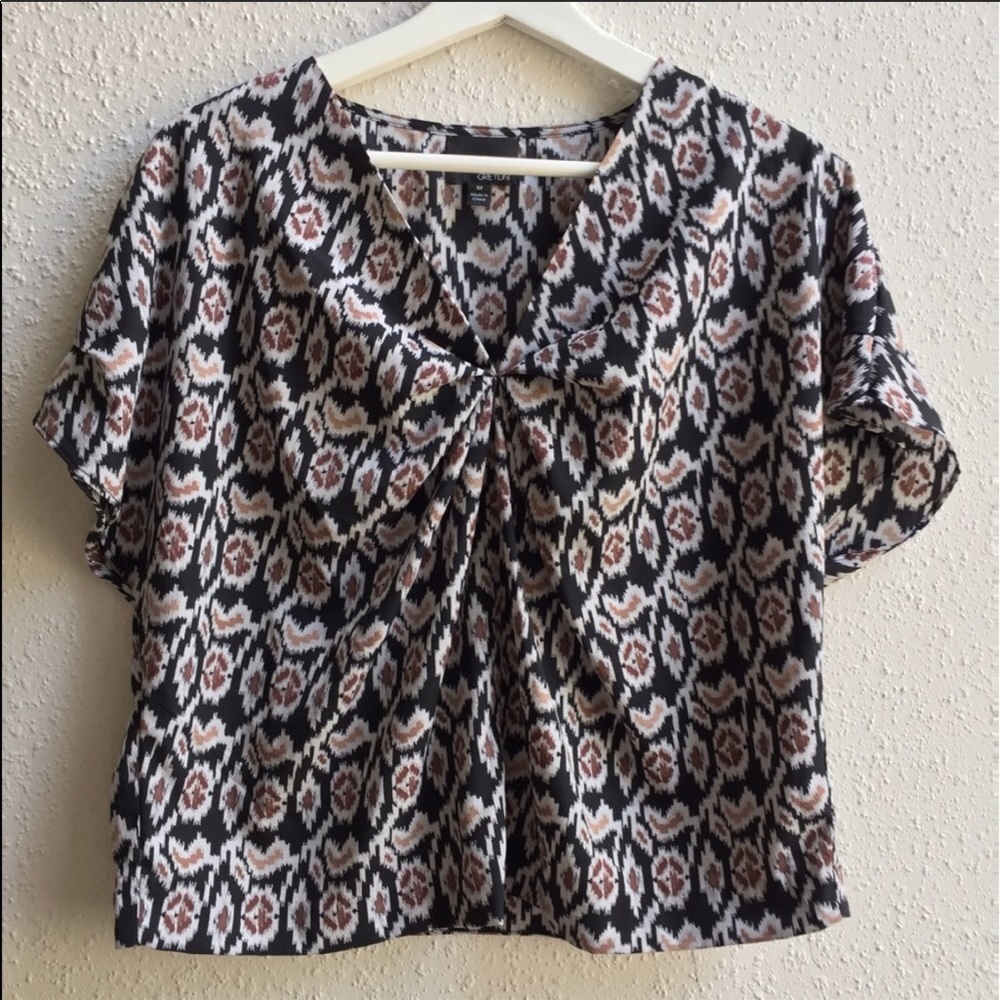 Greylin Ikat Print Twist Front Boho Blouse